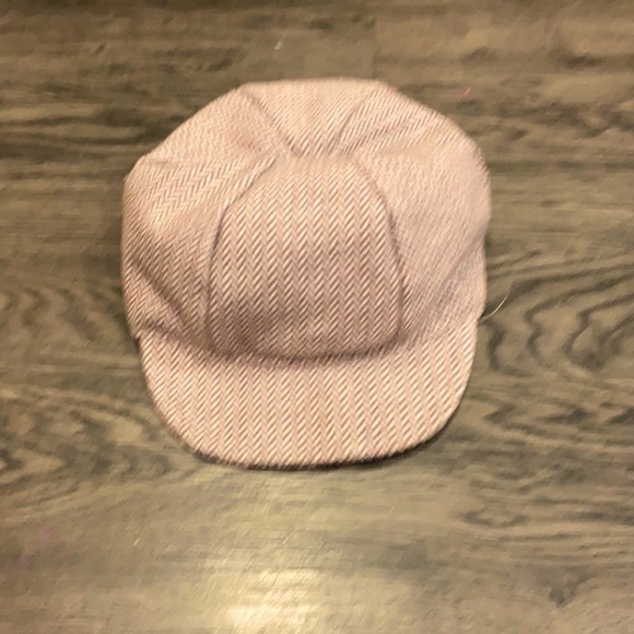 Unisex page boy hat for girls in size 3T. - Picture 2 of 6